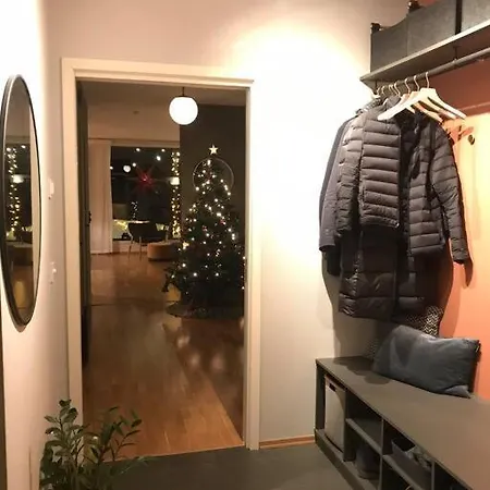 Apartment 3-roms Leilighet Pa 85 Kvm, Midt I By Tromsø